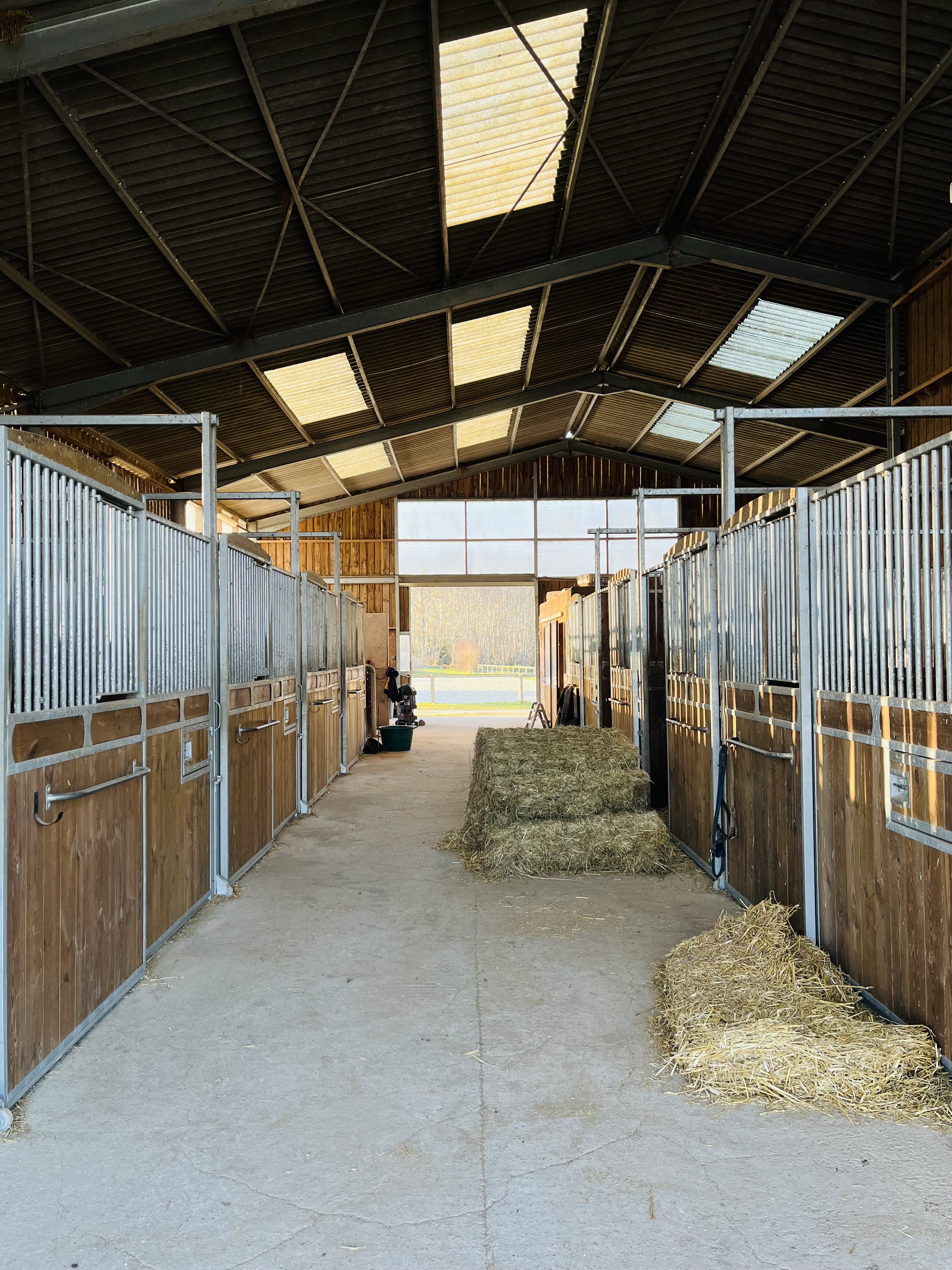 Boxes et installations